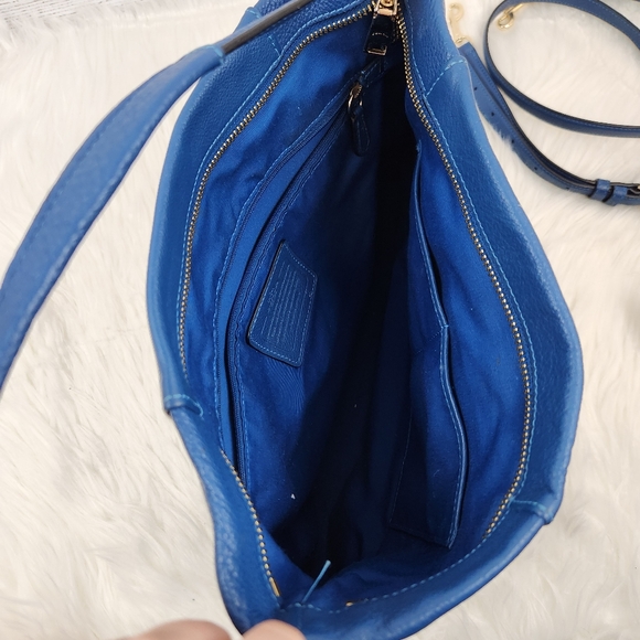 Coach Blue Pebble Leather Isabelle East West Hobo Shoulder / Crossbody Bag - Picture 12 of 16